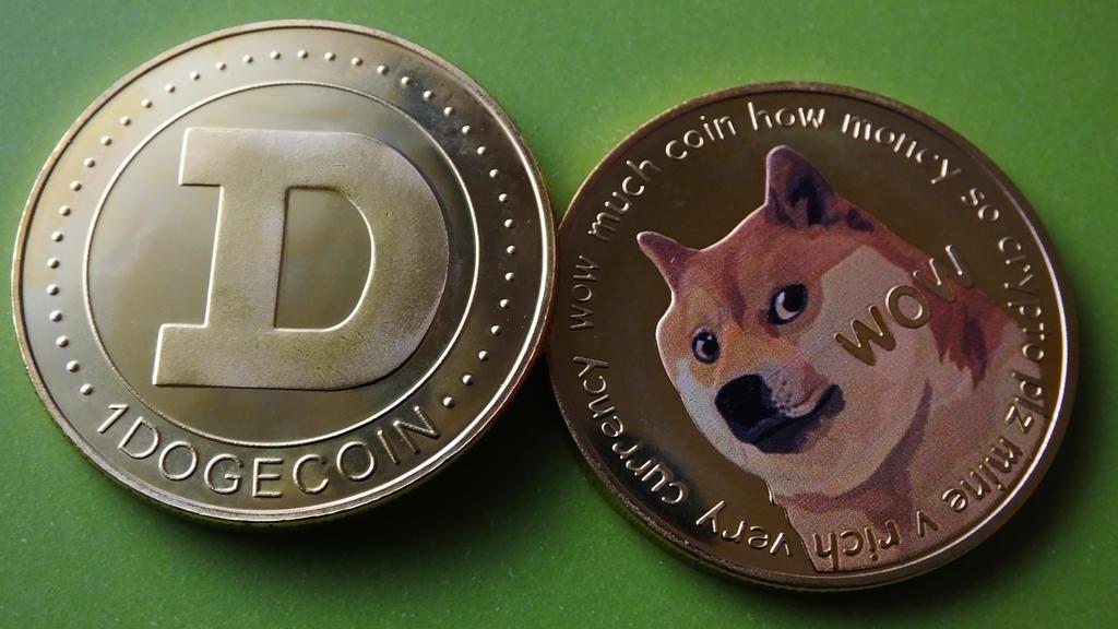mata uang kripto dogecoin